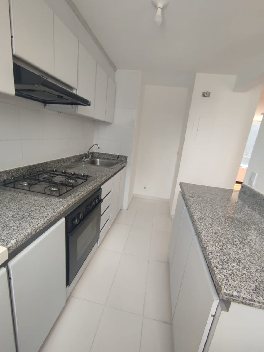 Cra. 14 #101-9, Bogotá, Colombia 3